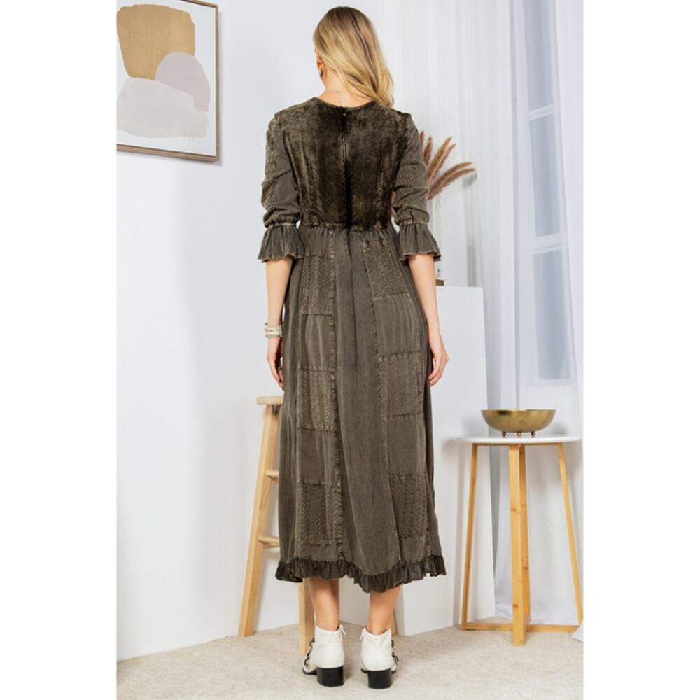 Young Threads Gravel Size Large Melodic Enchantment: Stone-Washed Maxi Dress - Picture 3 of 6
